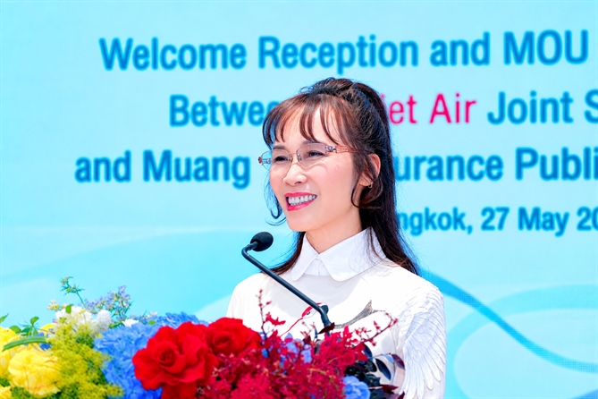 Madam Pang và Tiến sĩ Nguyễn Thị Phương Thảo đồng hành vì bóng đá và tình hữu nghị Việt Nam - Thái Lan Tiến sĩ Nguyễn Thị Phương Thảo đã có hơn một thập kỷ đồng hành cùng bóng đá và futsal Việt Nam.